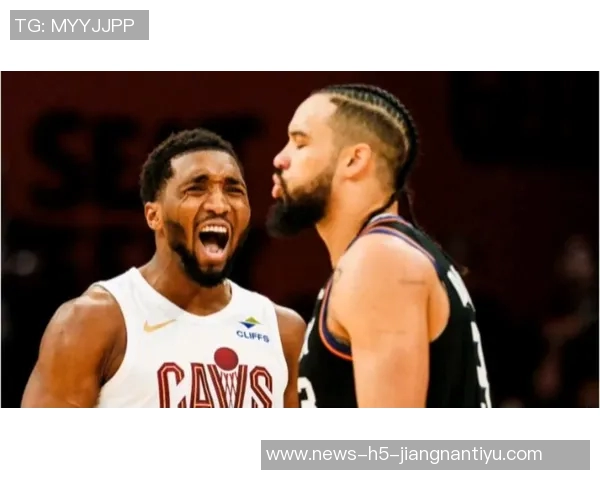 米切尔状态火热却难救主全场最高30分6篮板3抢断下半场狂砍23分